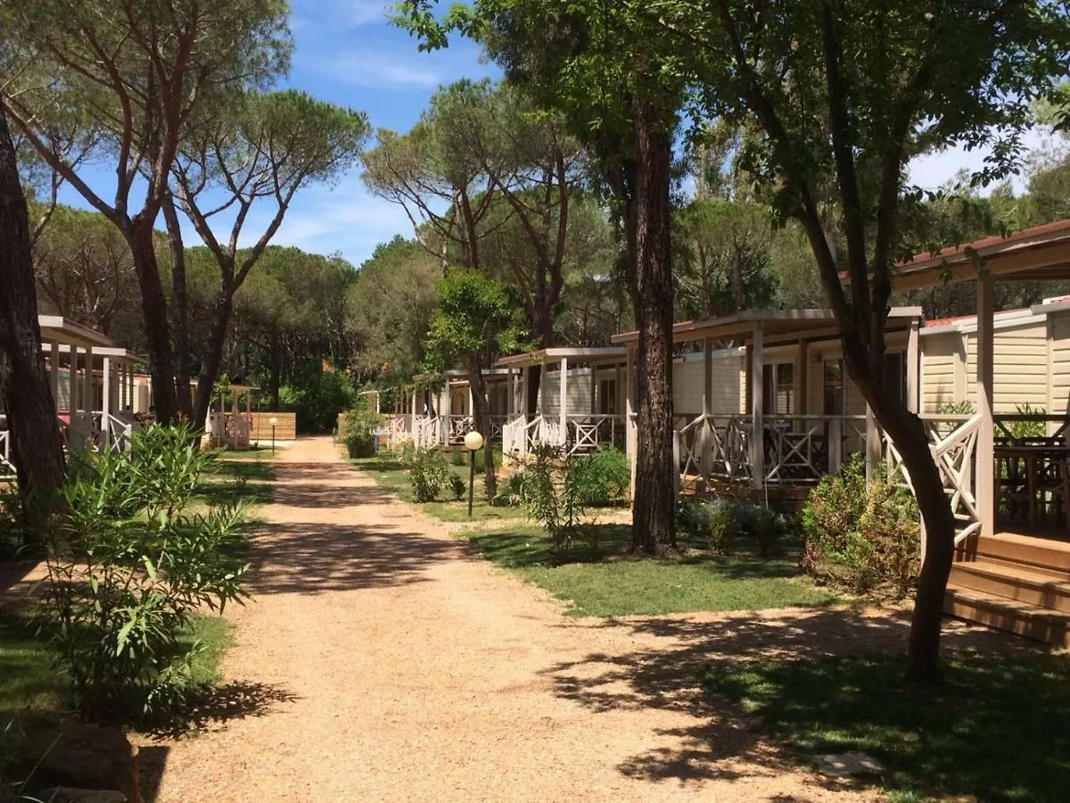 Camping I Melograni Marina Di Bibbona 0*,